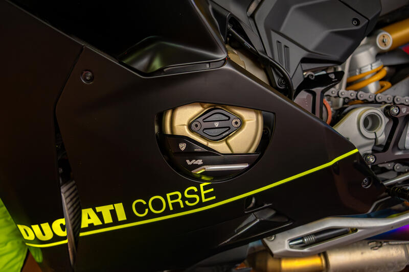 Timing inspection cover for Ducati