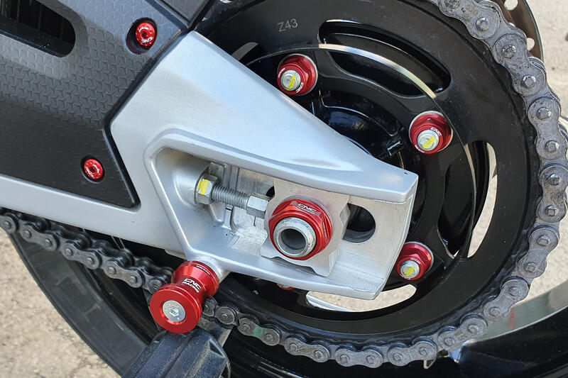 Dadi corona Aprilia M10x1.25