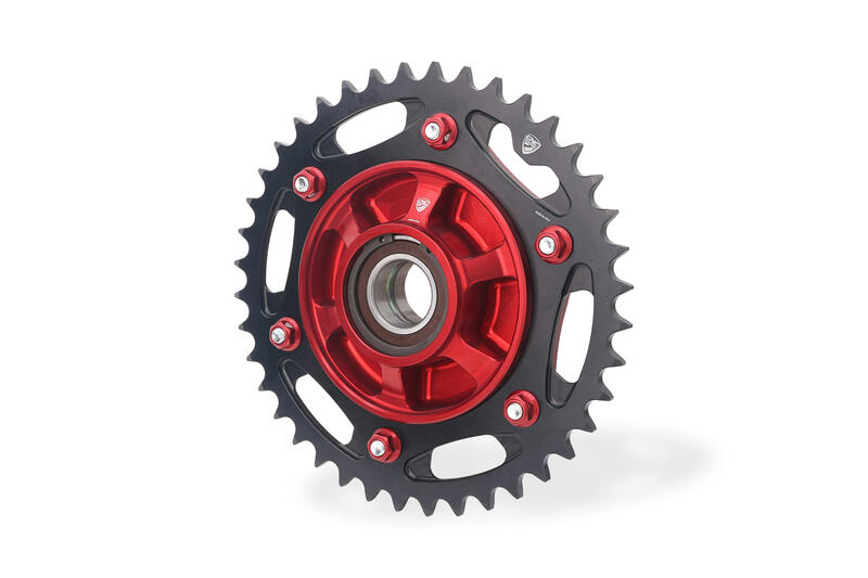 Corona Ducati Z44 P520 &ndash; Panigale V2 2025 Performance top di gamma, compatibilit&agrave; OEM e upgrade racing FC254/FC255