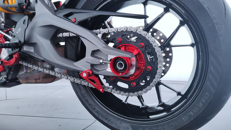 Corona Ducati Z42 P520 &ndash; Panigale V2 2025 Alta resistenza e riduzione peso, affidabilit&agrave; superiore OEM e flange CNC Racing