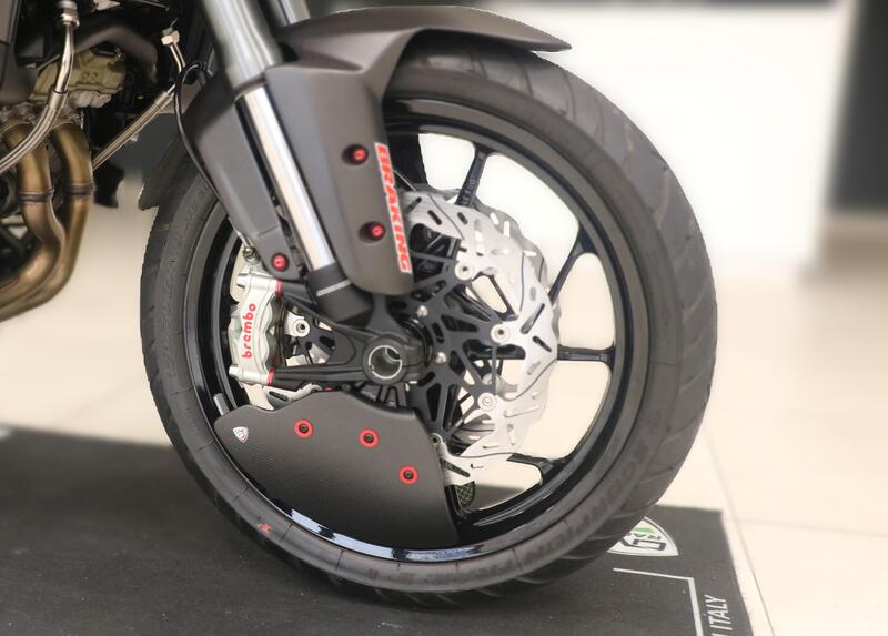 GP Ducts EVO &ndash; Matte Carbon Brake Cooling System &ndash; Ducati Multistrada V4 MY2025