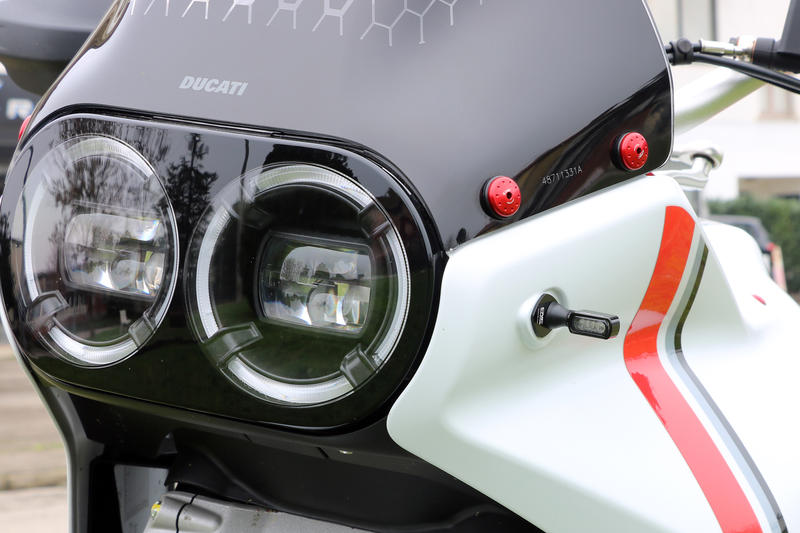 Screen screws Ducati DesertX