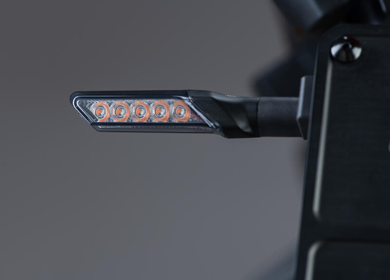 Frecce sequenziali a LED in alluminio "Style" - indicatori di direzione omologati