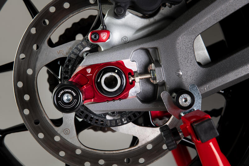 Chain adjuster Racing with Crash Pad Ducati