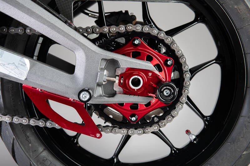 Chain adjuster Racing with Crash Pad Ducati