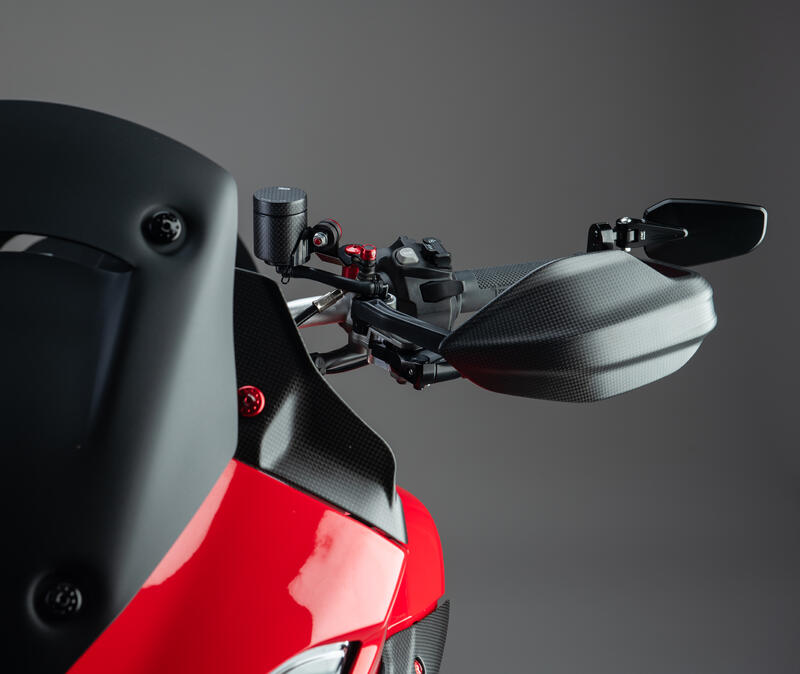 Paramani Ducati Multistrada V4 e V2 in carbonio