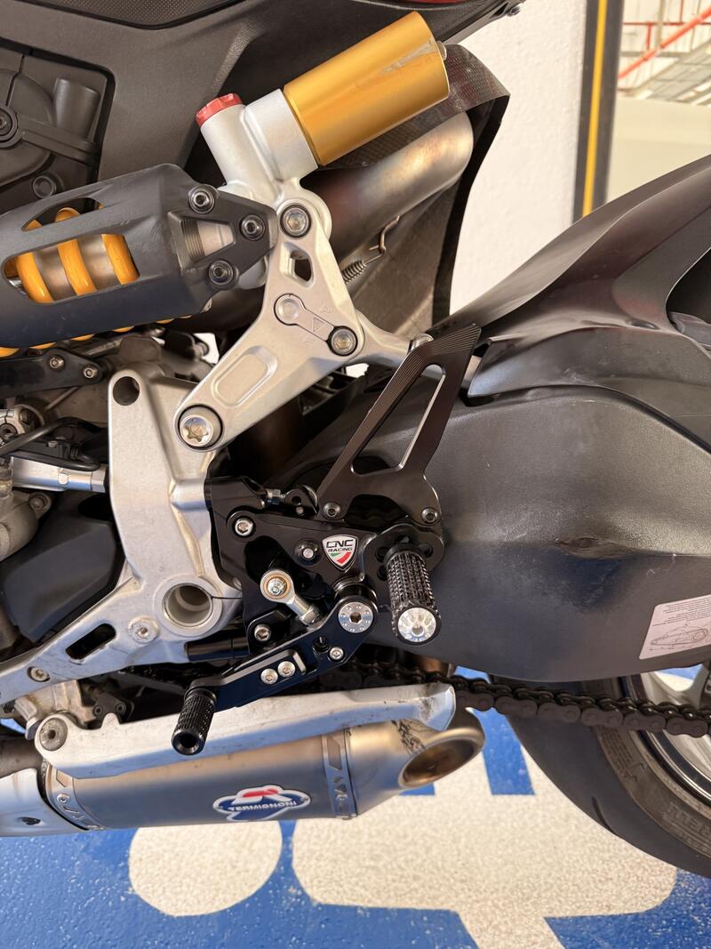 Adjustable rear sets RPS "Easy" Ducati SBK Panigale series road and reverse shifting