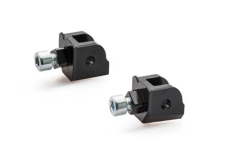 Footpegs kit TOURING - driver adapters