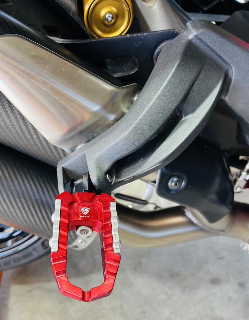 Footpegs kit TOURING - adapters passenger for MV Agusta