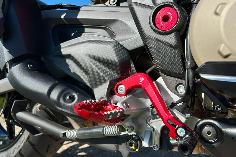 Kit coppia di paratacchi Ducati Multistrada V4 in carbonio