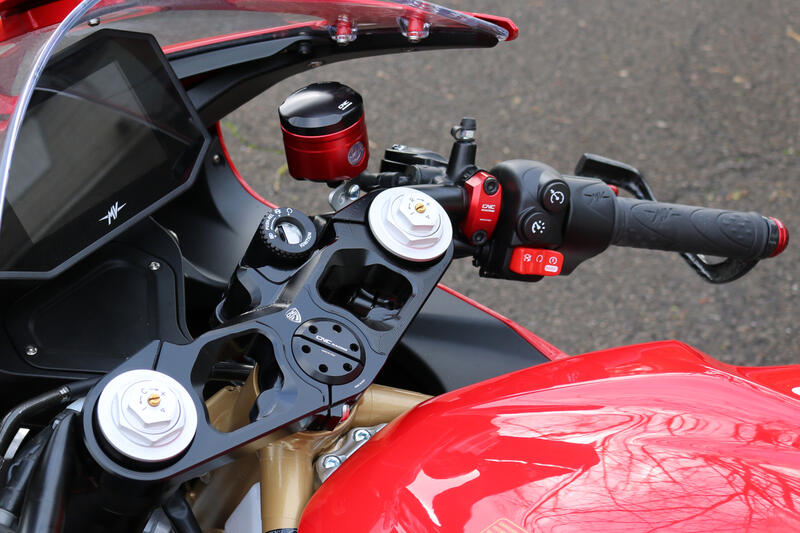 Fluid reservoir front brake 25 ml with level window - only body