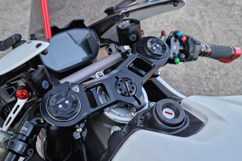 Triple clamps full kit for Ducati 959 Panigale V2