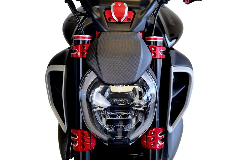 Triple clamps Ducati Diavel V4 - Bottom Yoke
