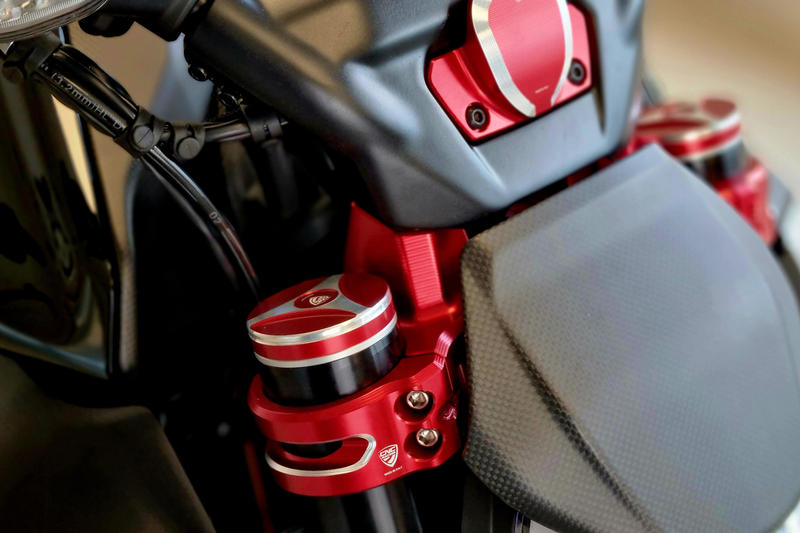 Triple clamps Ducati Diavel V4 - Top yoke
