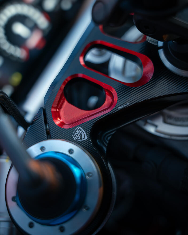 Triple clamps Ducati Panigale V4 - Top yoke - Bicolor