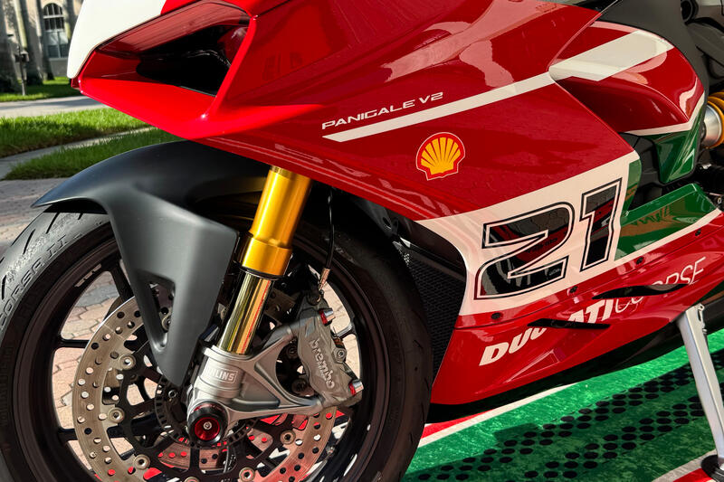 Radiator guard protection for Ducati 955 Panigale V2