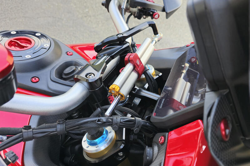 Steering damper kit Ducati Multistrada V4/V4S with clamp RM251