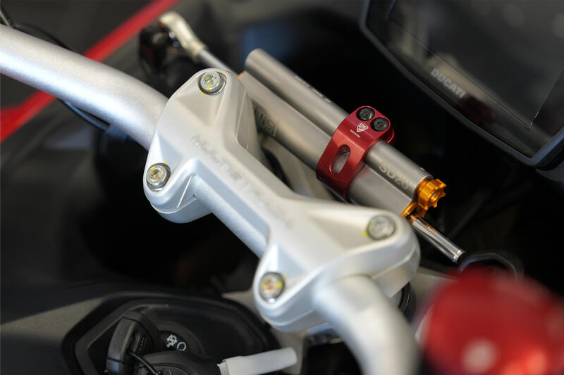 Steering damper kit Ducati Multistrada V2 MY2025