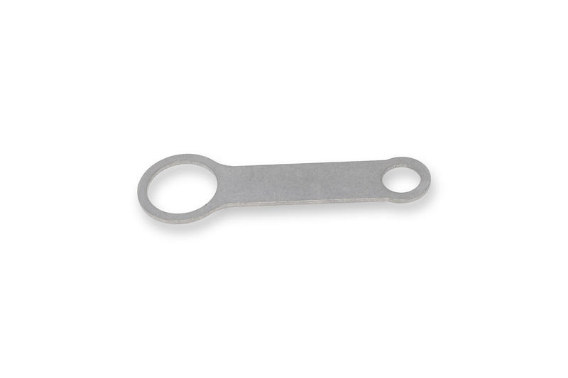 Fluid tank mounting bracket