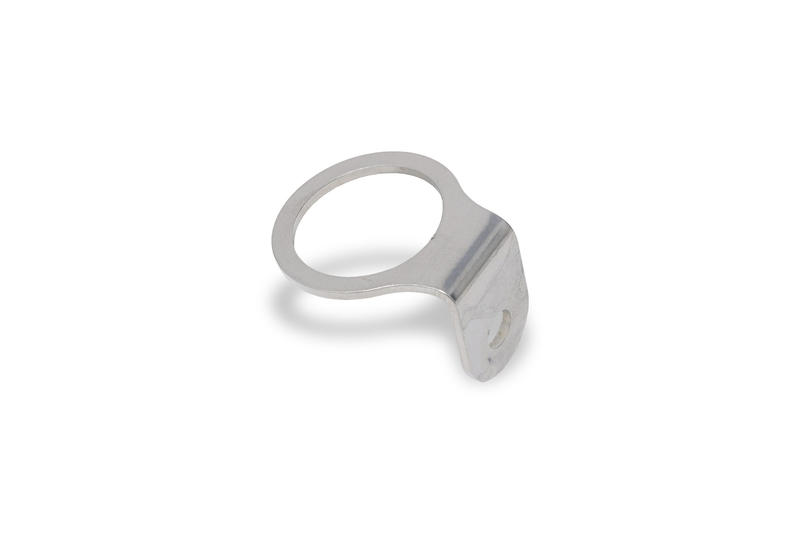 Fluid tank mounting bracket