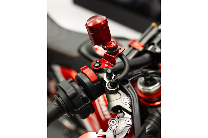Fluid reservoir rear brake / clutch 12 ml with level window - only body