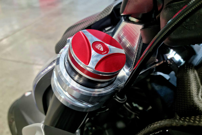 Fork leg plug cover Ducati Diavel V4