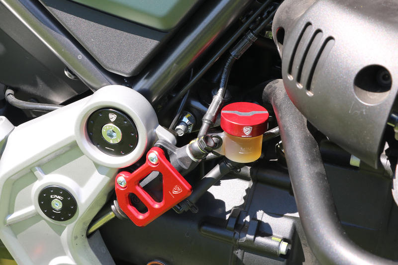 Rear brake fluid reservoir cap Moto Guzzi
