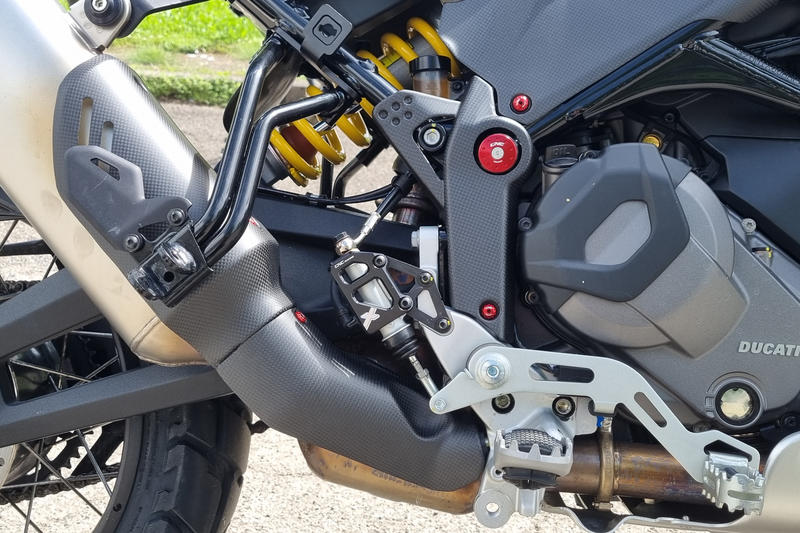 Paracalore completo scarico Ducati DesertX - carbonio