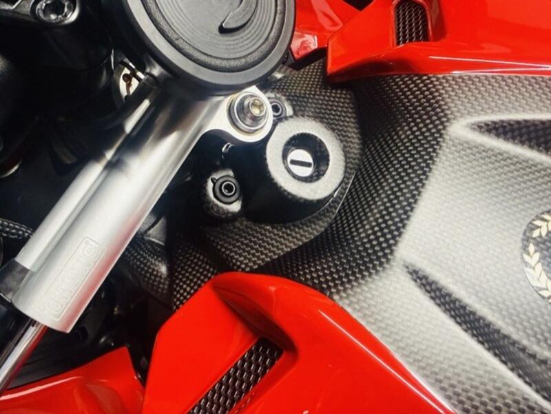 Ignition switch cover Ducati Streetfighter V4 - Carbon