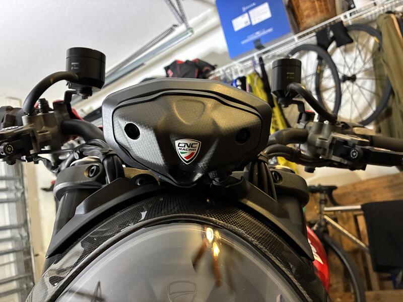 Instrument panel cover Ducati Monster 937 - Carbon