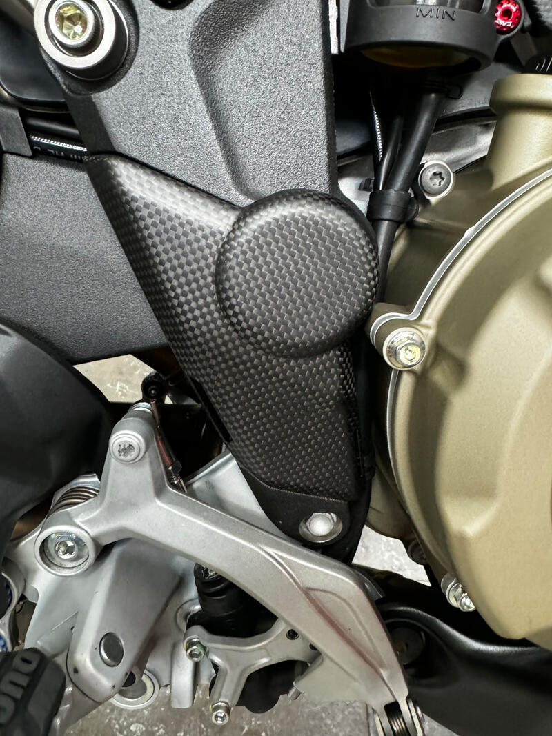 Frame side plates lower covers carbon no hole Ducati Multistrada V4