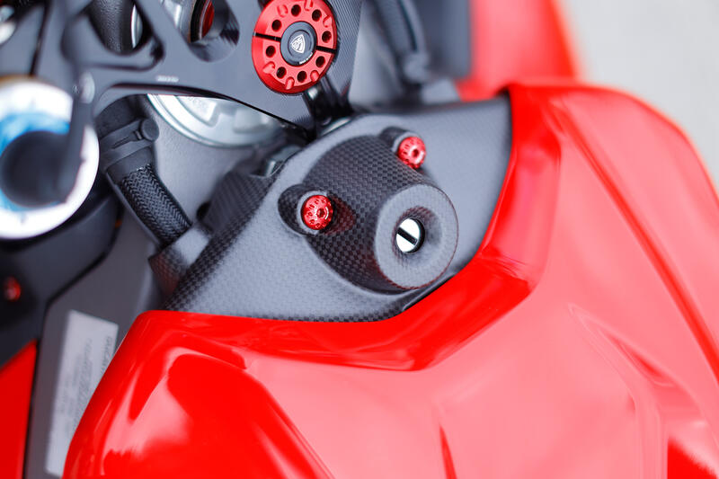 Ignition switch cover Ducati Panigale V4 - Carbon