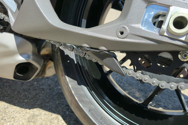Lower chain guard Ducati Panigale V4 Streetfighter V4 MY2025 - Carbon