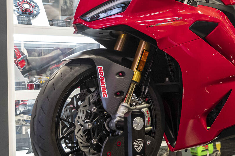 Parafango anteriore in carbonio per Ducati Panigale V2 e Streetfighter V2 MY2025