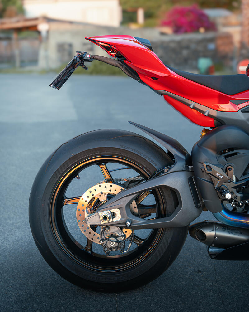 Parafango posteriore in carbonio per Ducati Panigale V2 MY2025