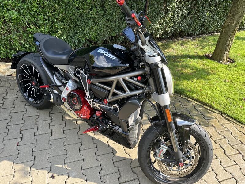 Radiator side panel matt carbon Ducati XDiavel