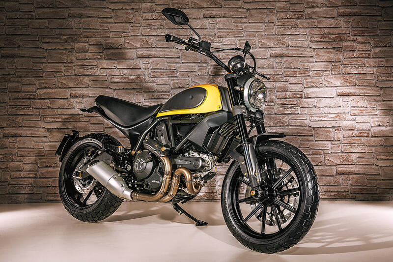 Front fork protection matt carbon Ducati Scrambler