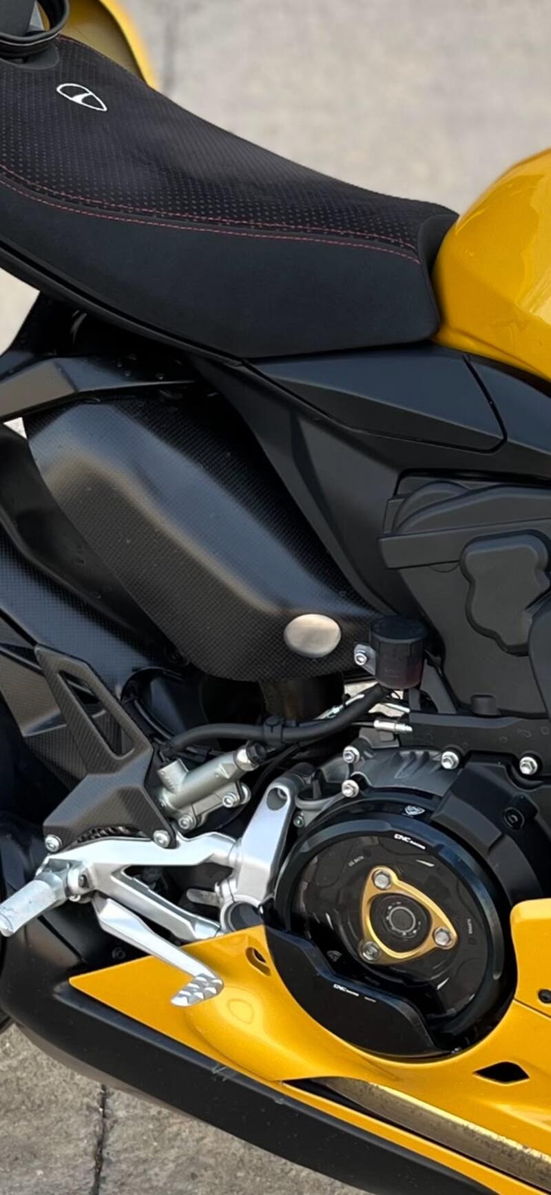 exhaust heat guard made from matte carbon for Ducati Panigale and Streetfighter