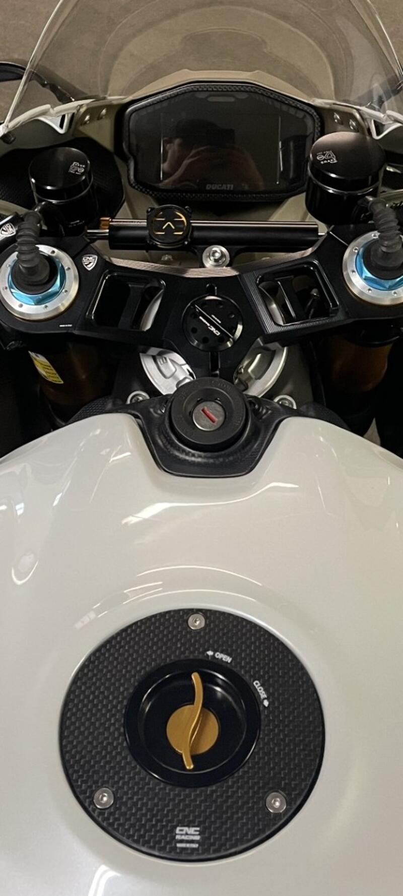 Instrument panel cover Ducati Panigale - matt carbon