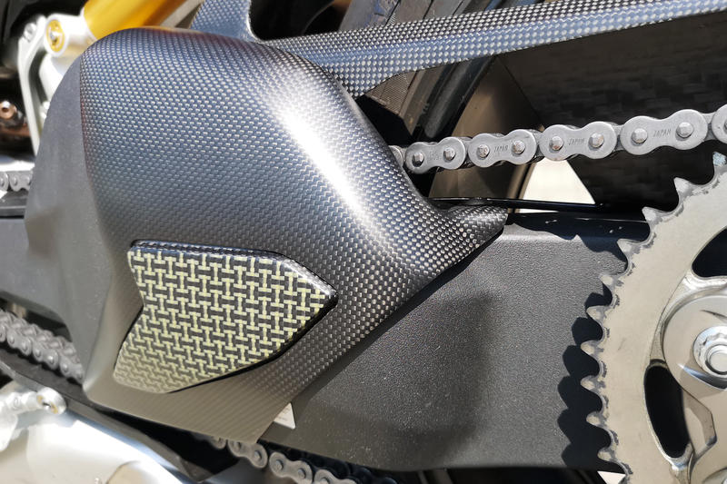 Cover forcellone Ducati Panigale V4 - Carbonio/Kevlar