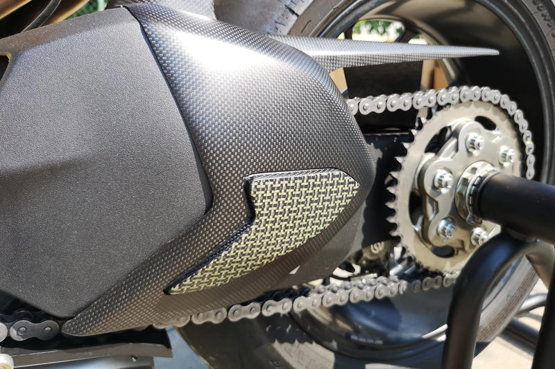 Cover forcellone Ducati Panigale V4 - Carbonio/Kevlar