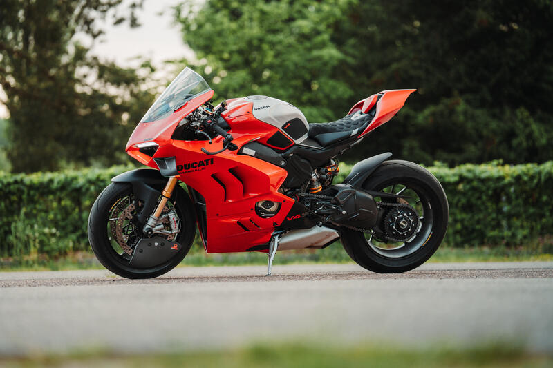 Adjustable rear sets RPS Ducati Panigale V4 - Carbon