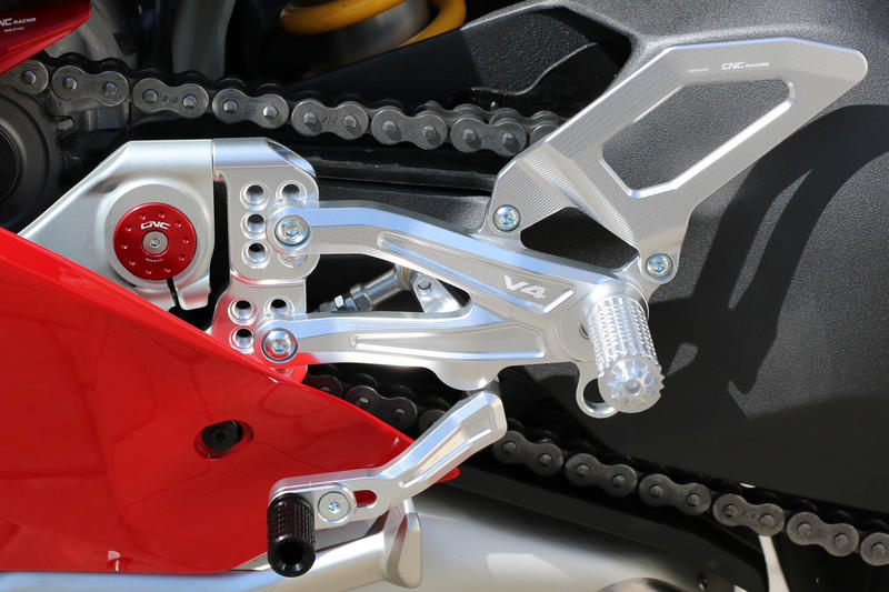 Pedane regolabili Ducati Panigale V4 - EASY Silver