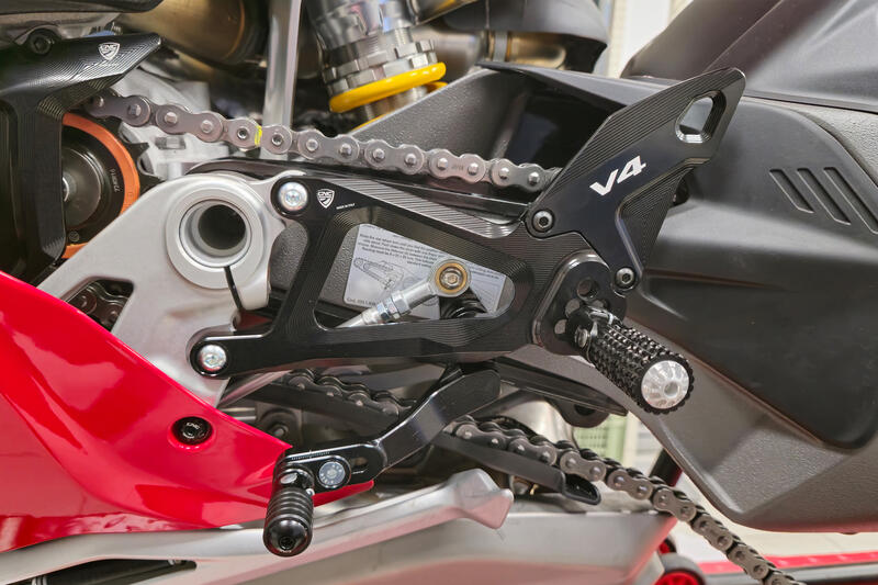 Pedane regolabili Ducati Panigale V4 Black