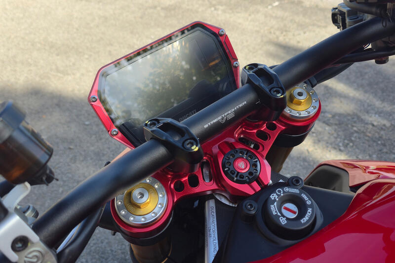 Piastre di sterzo Ducati Streetfighter V2 MY2025 - Superiore Red